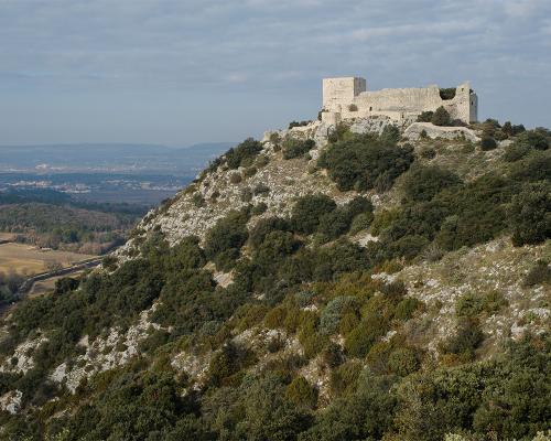 Le Castellas depuis les crêtes