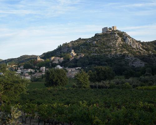 Le village et le Castellas